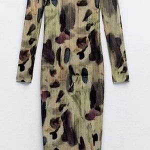 Zara Maxi Bodycon Dress NWOT Abstact Long Sleeve Green Medium